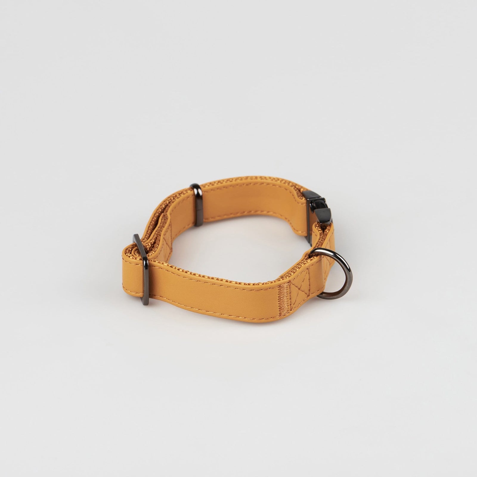 Fetching Ware Jordyn in Gunmetal Collars