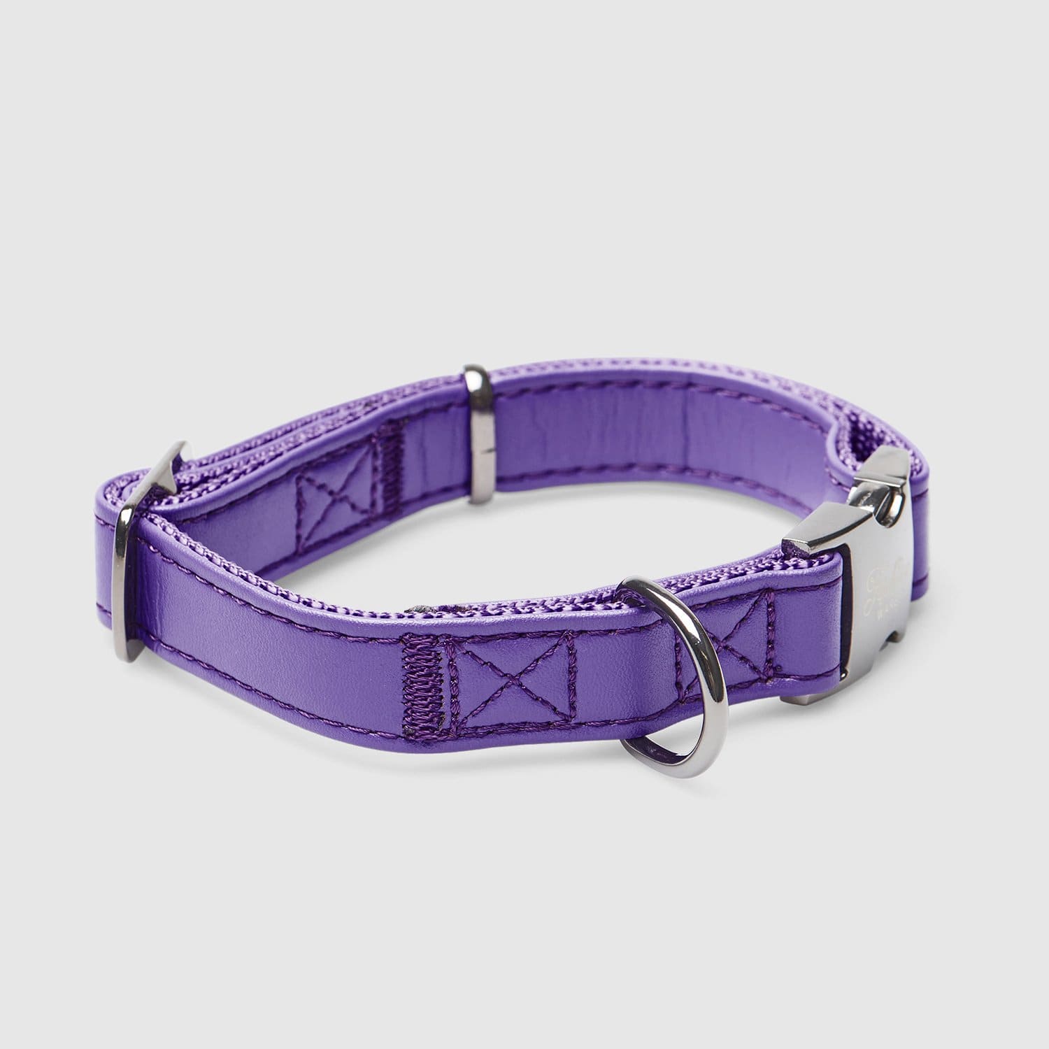 Fetching Ware Valentina in Gunmetal Collars