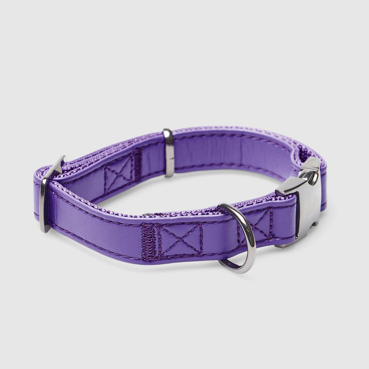 Fetching Ware Valentina in Gunmetal Collars